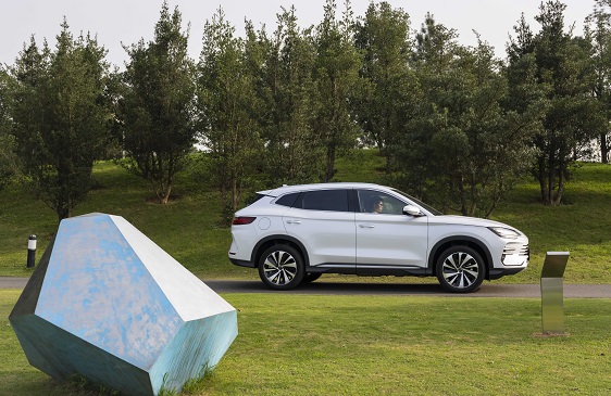 BYD SEALION6 White 5