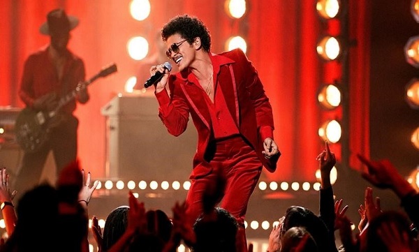 Bruno Mars mang