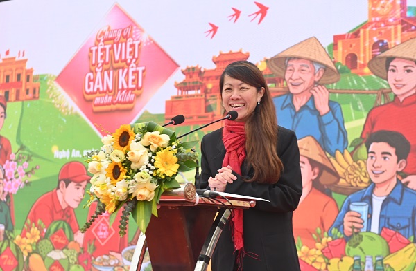 Bà Patsy Lim Phó TGĐ phụ trách Marketing của SABECO phát biểu