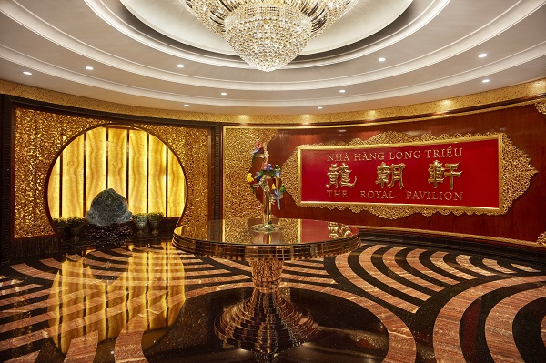 Long Trieu Restaurant  1