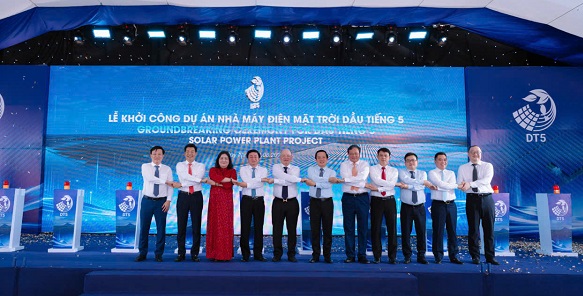 Nhà máy điện mặt trời rõ