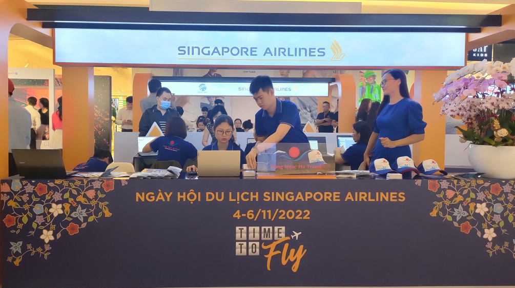 Singapore Airlines  12