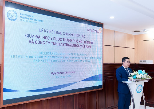 PGS.TS. Ngô Quốc Đạt  P.HT phụ trách ĐH Y Dược TP.HCM phát biểu tại buổi ký kết giữa 2 đơn vị. 1jpg