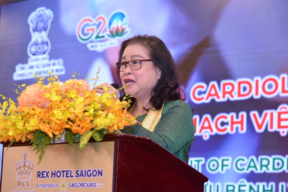 PSG.TS.BS. Nguyễn Thị Ngọc Dung PCT Tổng hội Y Học VN - Chủ tịch Hội Y Học TP.HCM