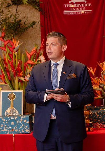 Ông Mathieu De Matteis - Phó Giám Đốc Ẩm Thực
