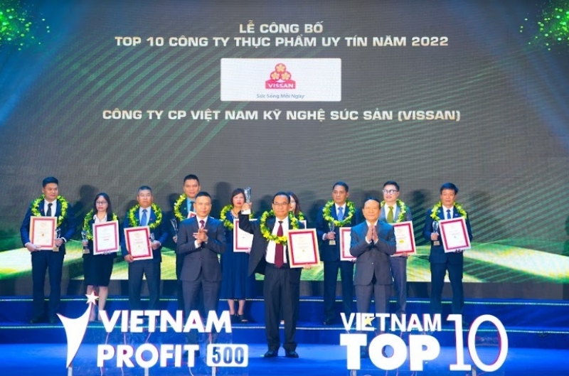 VISSAN ĐẠT DANH HIỆU TOP 10 CÔNG TY THỰC PHẨM UY TÍN &amp; TOP 500 DOANH NGHIỆP LỢI NHUẬN TỐT NHẤT VIỆT NAM NĂM 2022