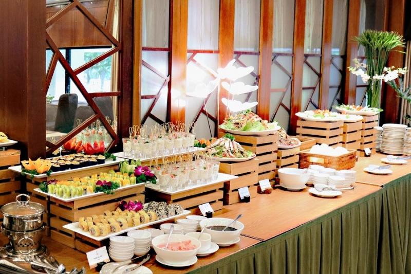 BUFFET CHAY KHÁCH SẠN VIỄN ĐÔNG ƯU ĐÃI NGẬP TRÀN TRONG MÙA VU LAN