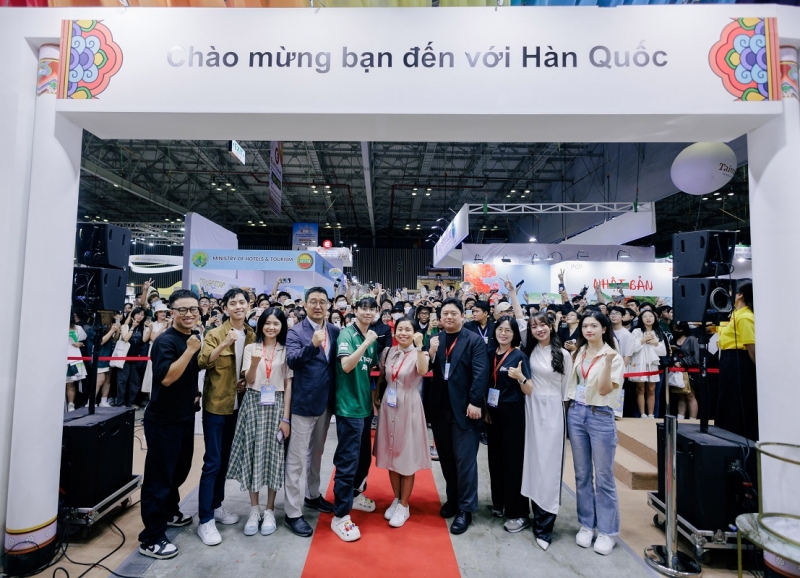 ITE 2023 BÙNG NỔ VỚI SỰ XUẤT HIỆN CỦA GAME THỦ LIÊN MINH HUYỀN THOẠI MORGAN TẠI GIAN HÀNG TỔNG CỤC DU LỊCH HÀN QUỐC TẠI VIỆT NAM